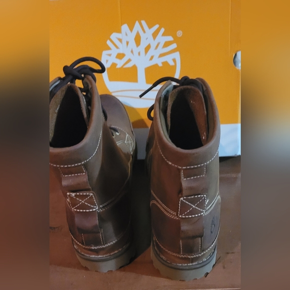 Men's Timberland Boots - Picture 3 of 8